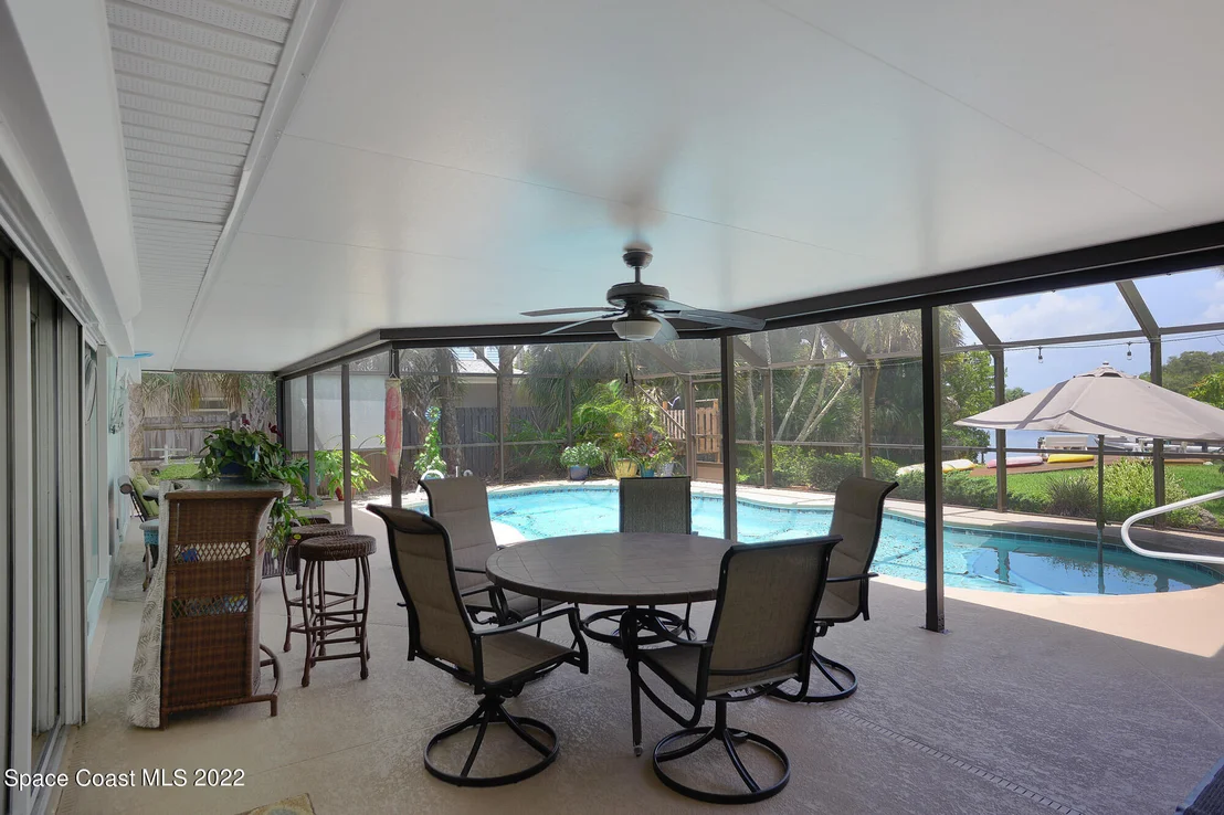 Photo of 45 W Bay Drive