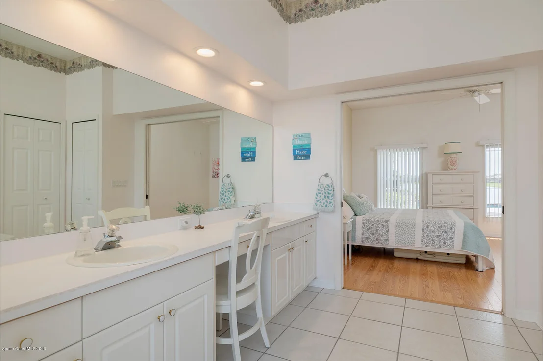 Photo of 4060 Long Leaf Drive