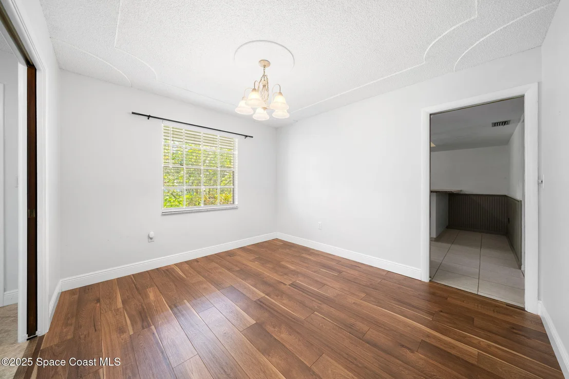 Photo of 611 Dundee Circle
