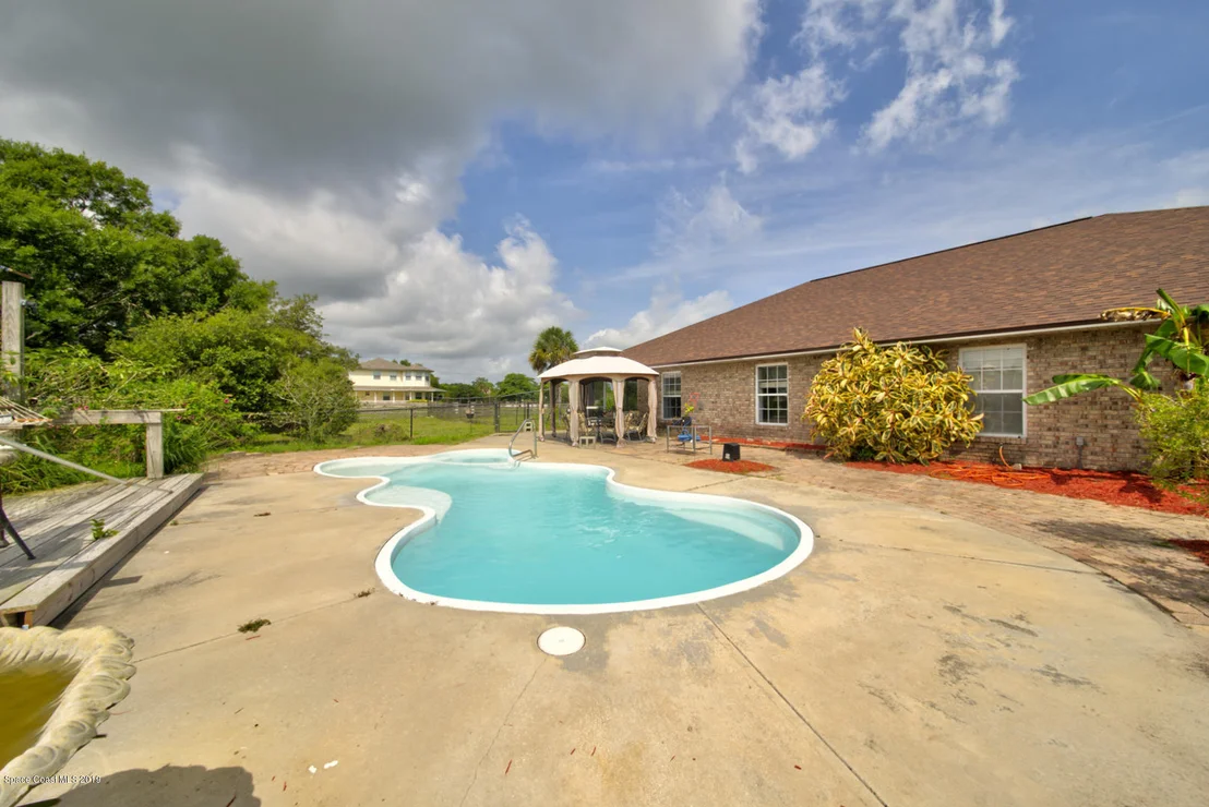 Photo of 3465 Maebert Road