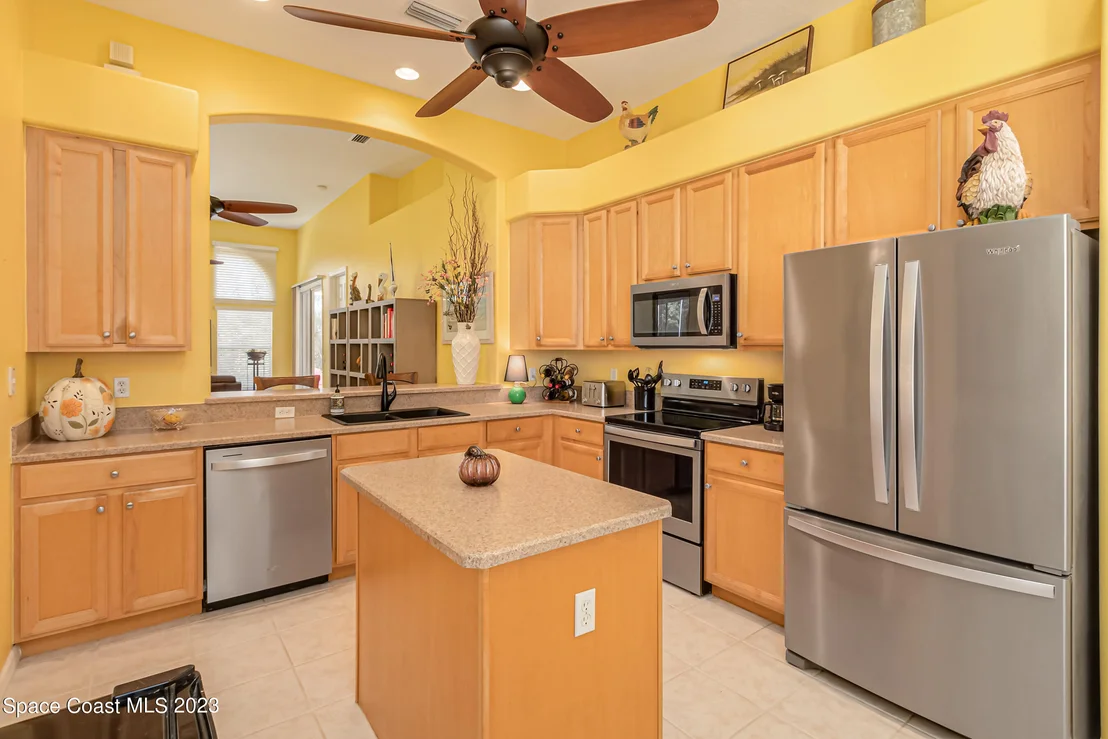 Photo of 4481 Portage Trail