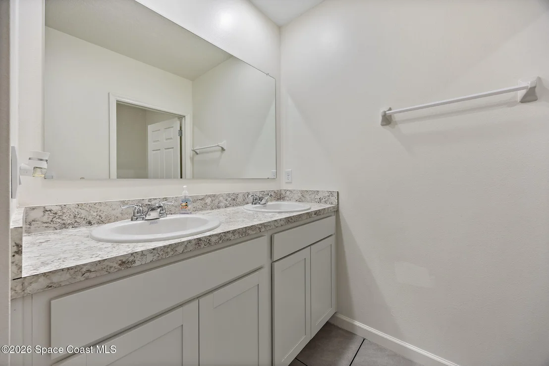 Photo of 5086 Marble Street