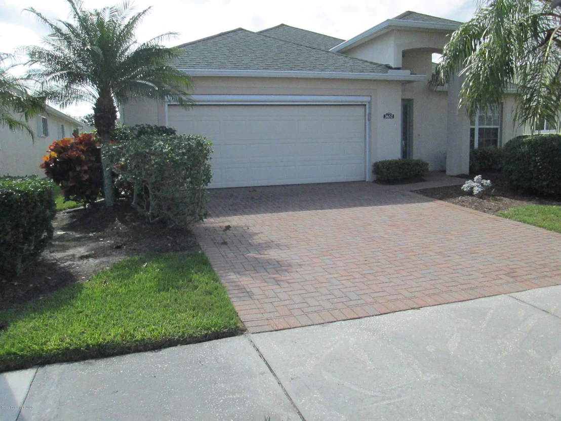Photo of 3652 Shawnee Lane