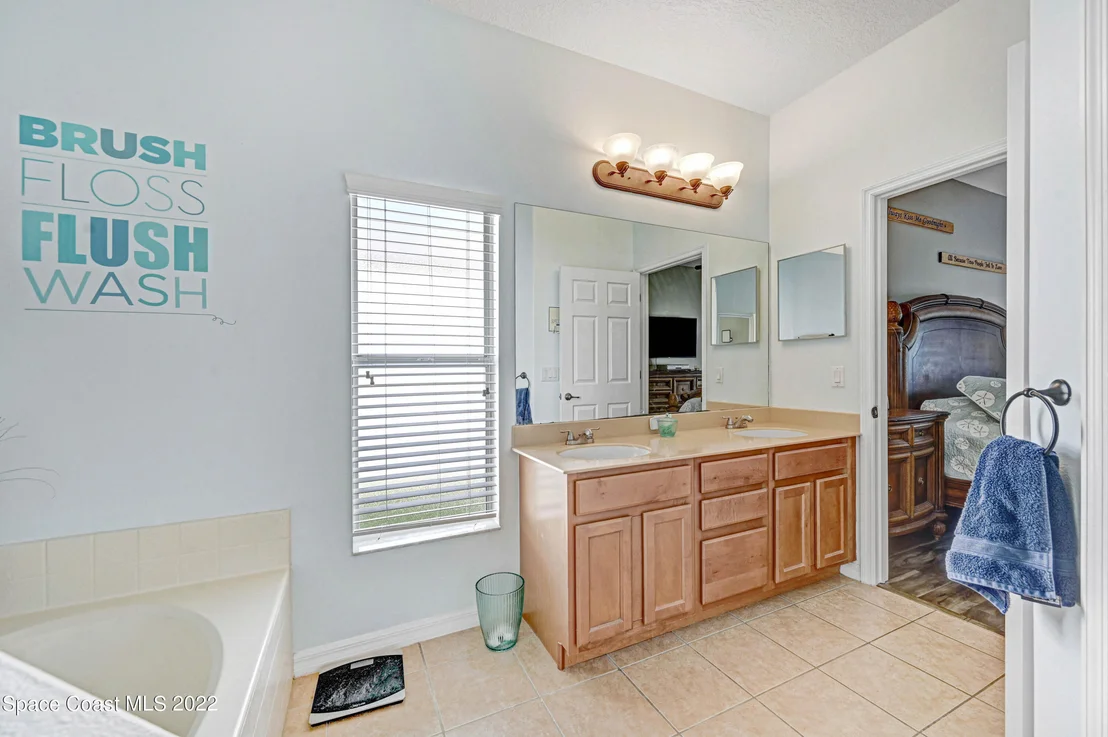 Photo of 6066 Indigo Crossing Drive