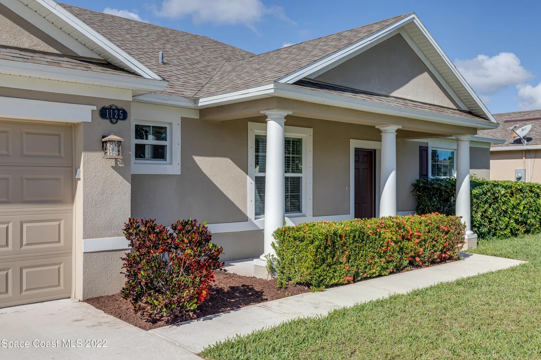 Photo of 1125 Morgan Circle NE