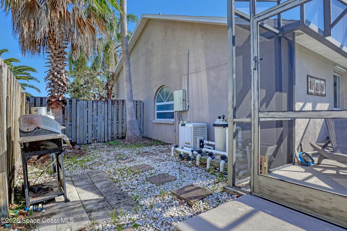 Photo of 1432 Old Millpond Road