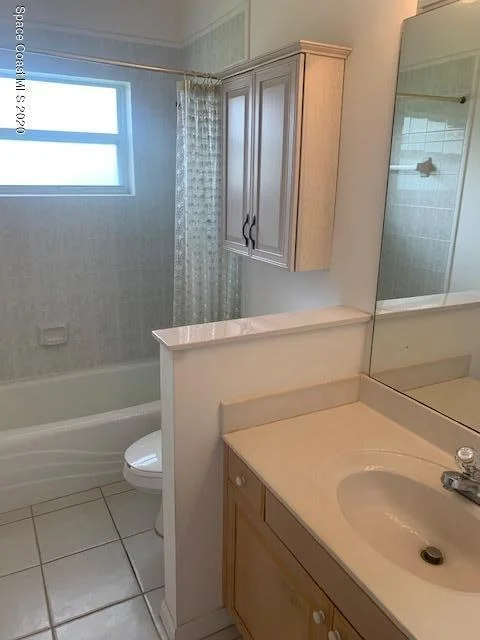 Photo of 1003 Fieldstone Drive
