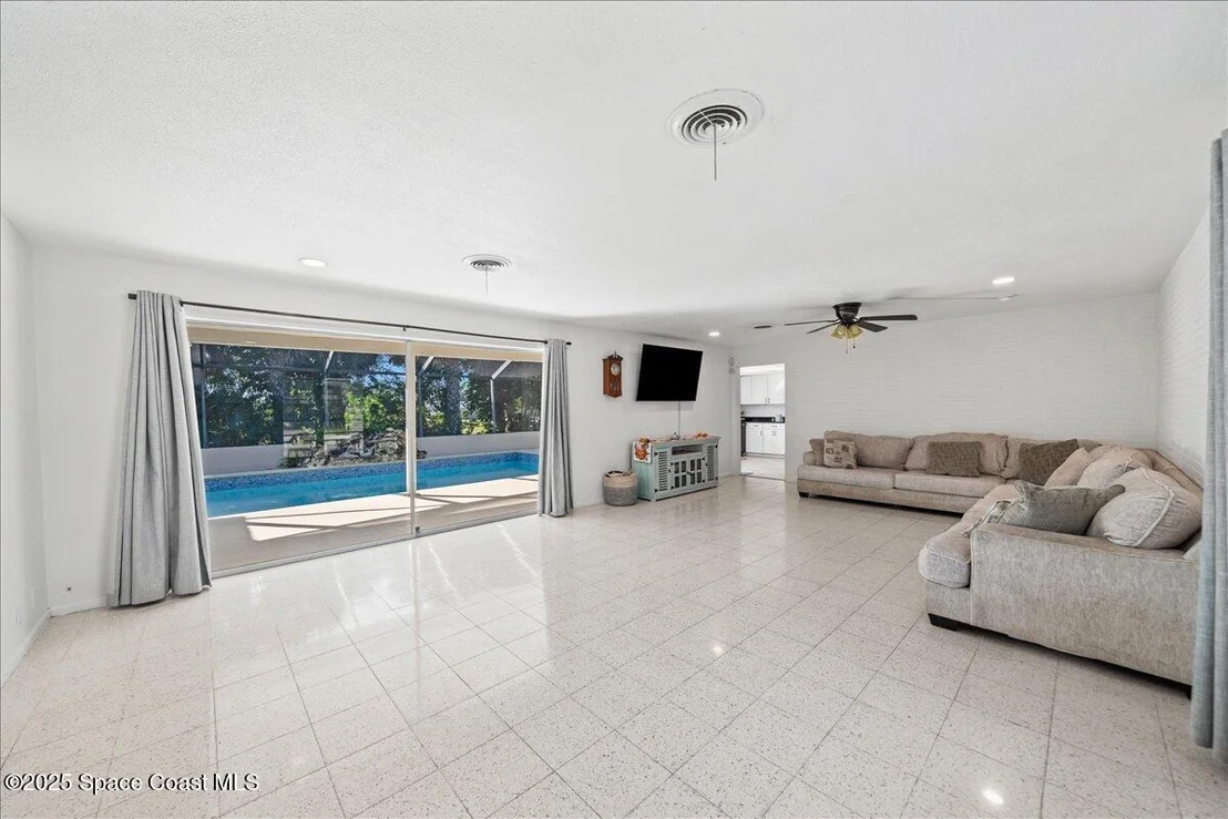 Photo of 303 Surf Road