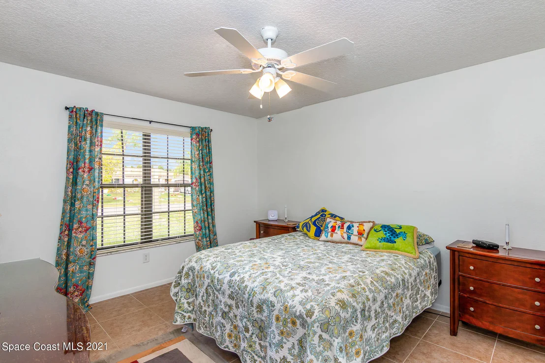 Photo of 933 Gables Way