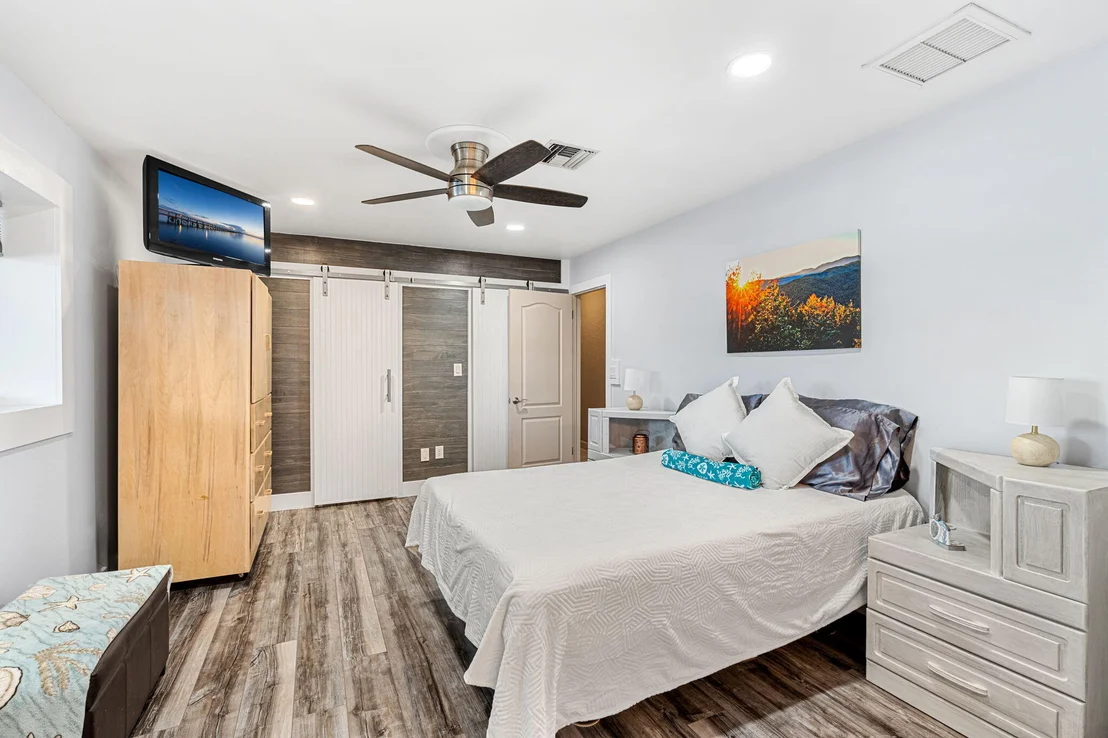 Photo of 585 Cinnamon Drive