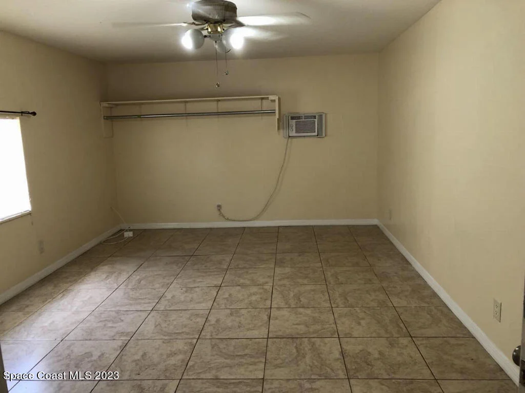 Photo of 5434 Jamaica Road