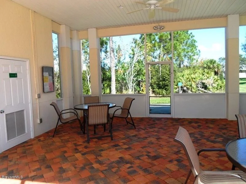 Photo of 406 Haley Court