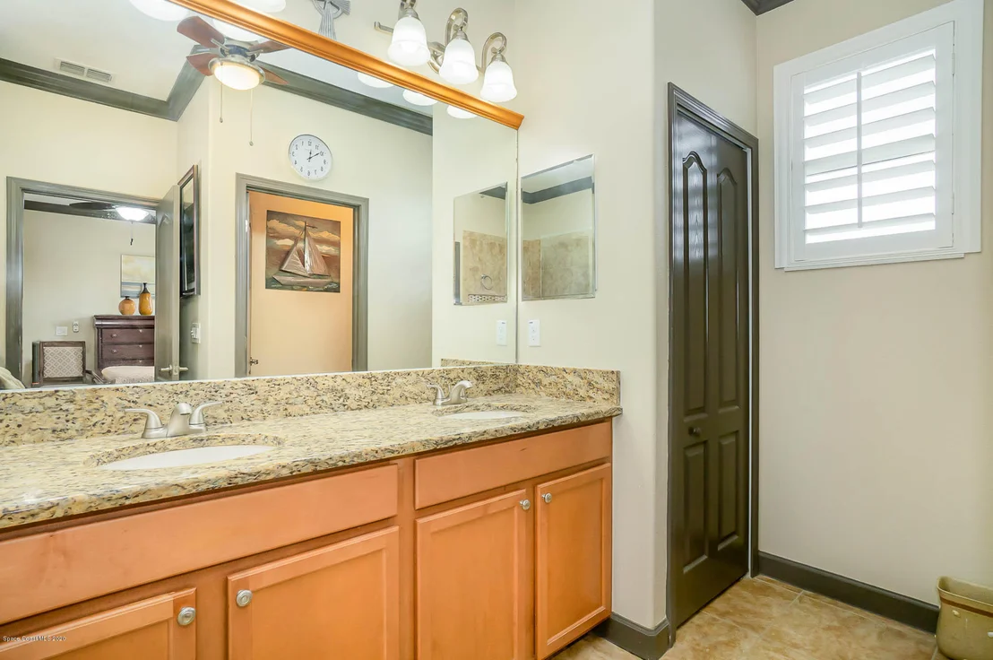 Photo of 3325 Sansome Circle