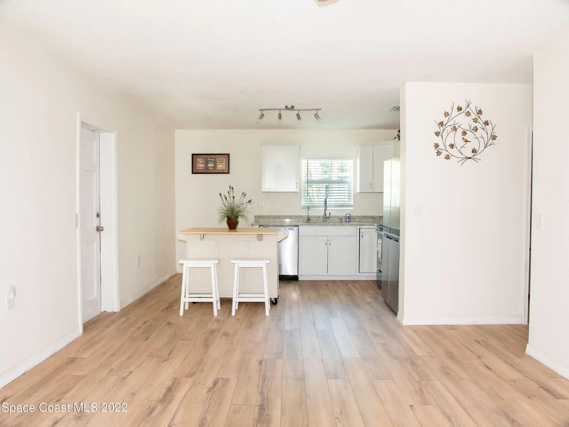 Photo of 1034 Carlton Drive
