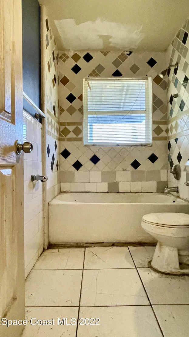Photo of 257 Lincoln Road