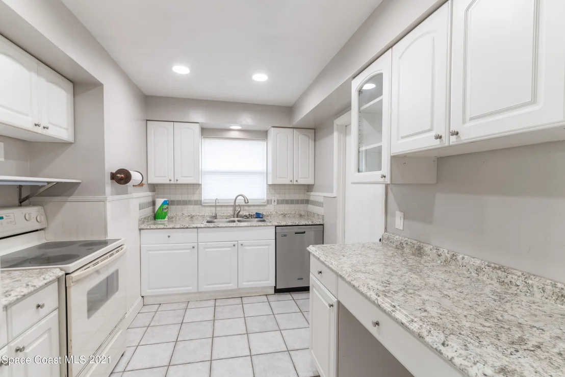 Photo of 1393 Rosemary Drive
