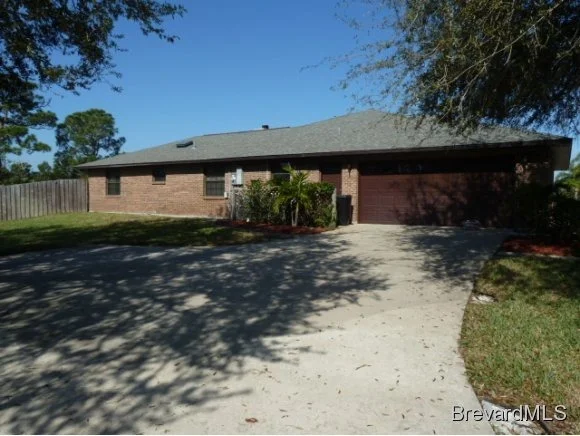 Photo of 2540 Coral Way