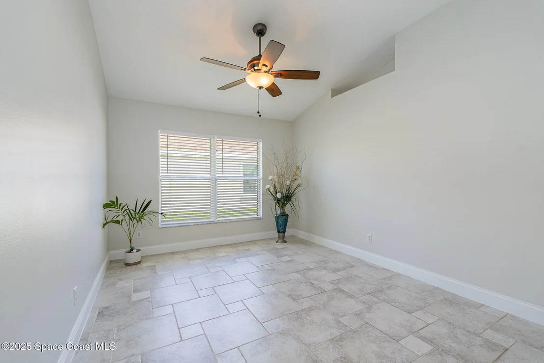 Photo of 915 Sedgewood Circle