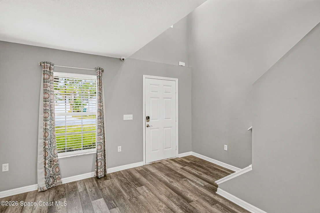Photo of 3114 Burdock Avenue