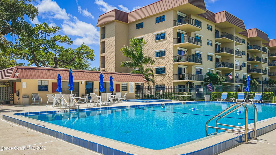 Photo of Unit 102 at 1025 Rockledge Drive