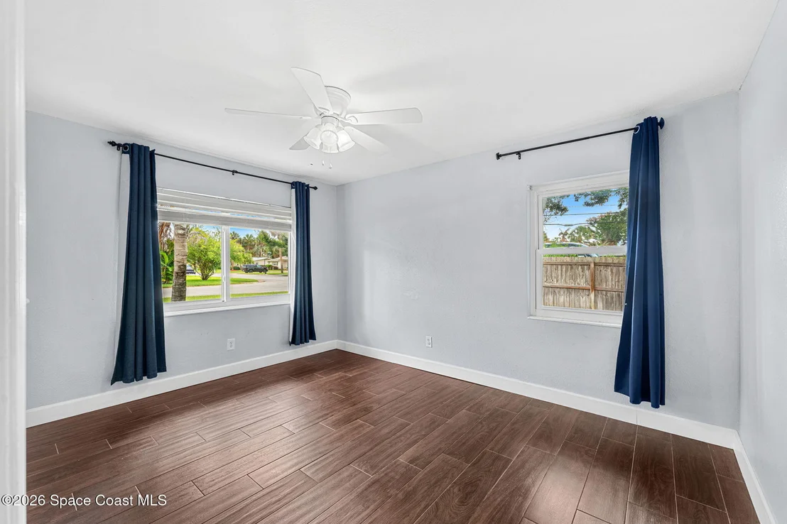Photo of 403 12th Avenue