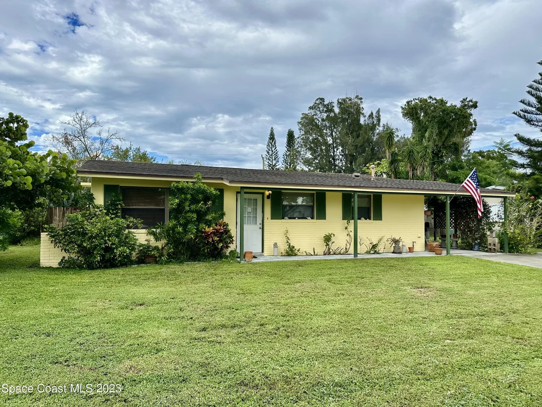 Photo of 2436 King Richard Road