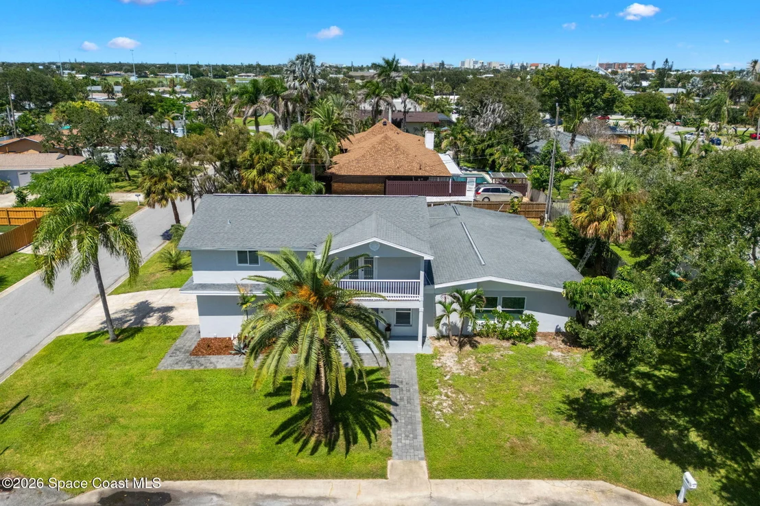 Photo of 470 Seabreeze Drive