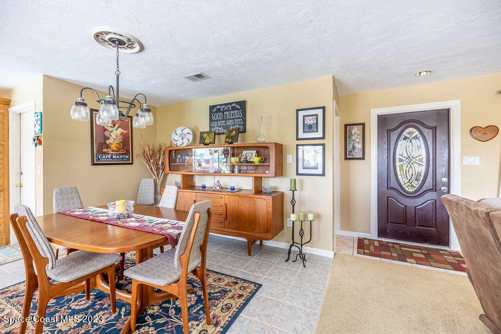 Photo of 466 Sandpiper Drive