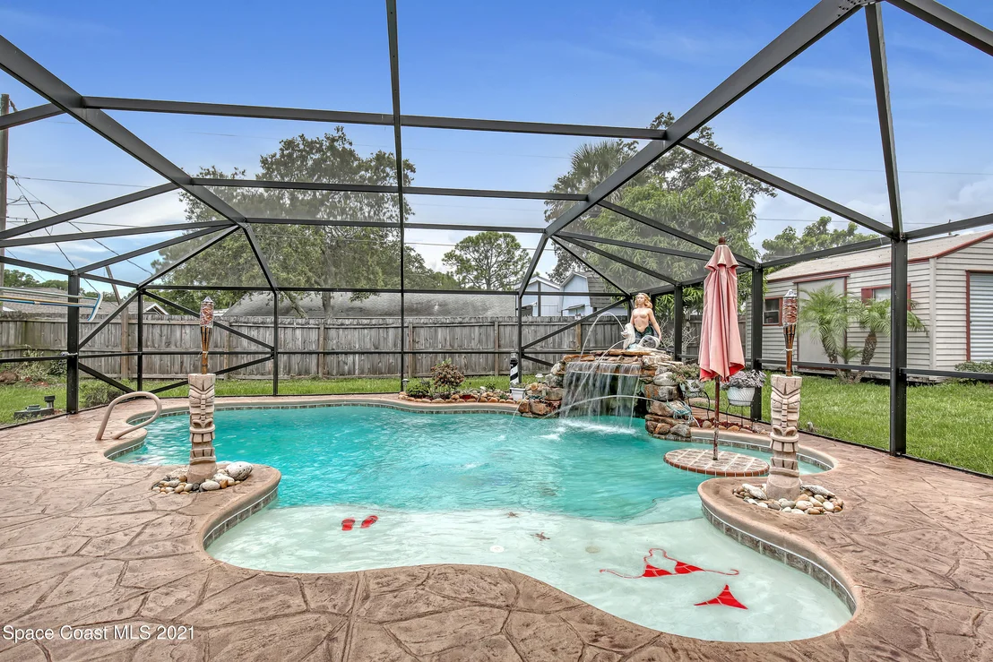 Photo of 6380 Manila Drive
