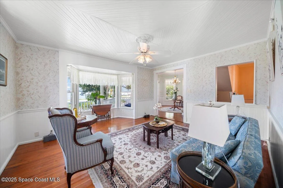 Photo of 607 Rockledge Drive