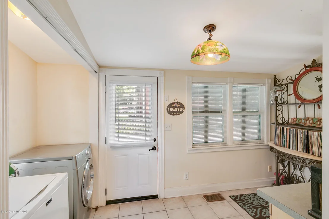 Photo of 14 Barton Avenue