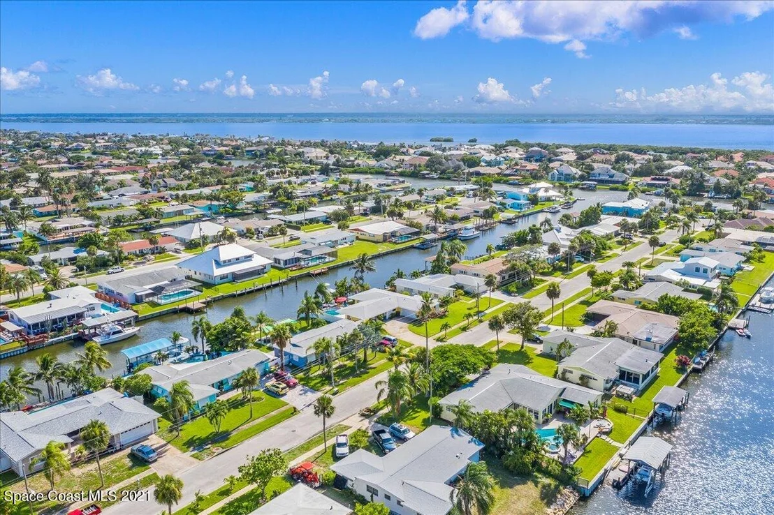 Photo of 458 Sandpiper Drive