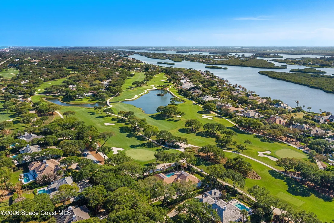 Photo of 680 Ocean Road