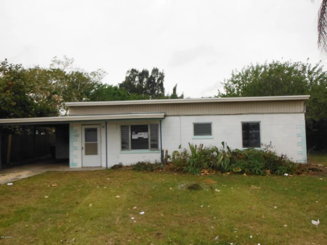 Photo of 809 Camellia Court