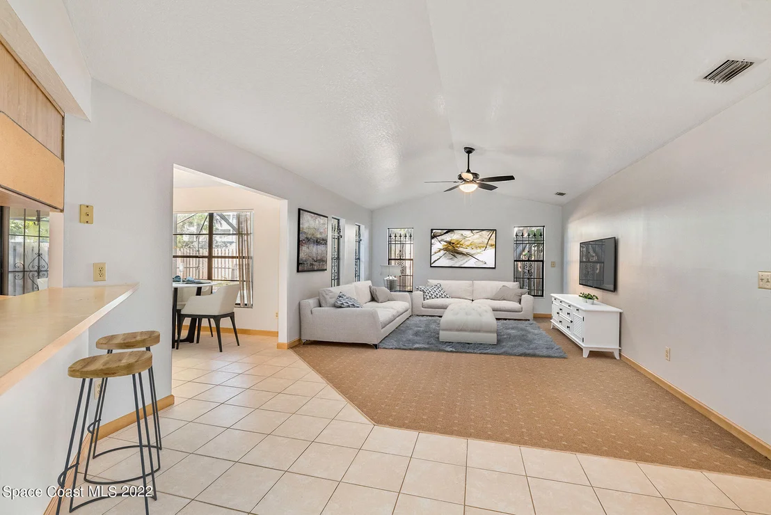 Photo of 4280 Silver Lake Drive