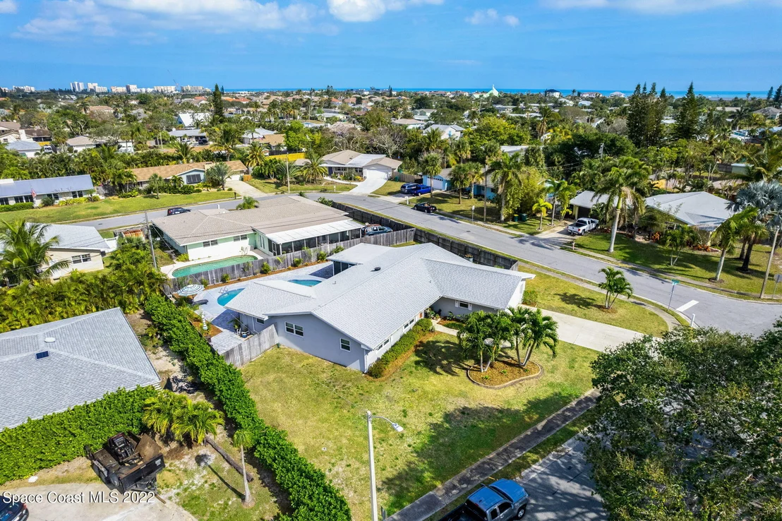 Photo of 518 Pine Tree Drive