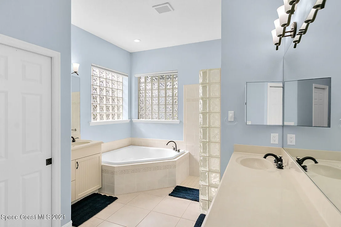 Photo of 1213 Vestavia Circle