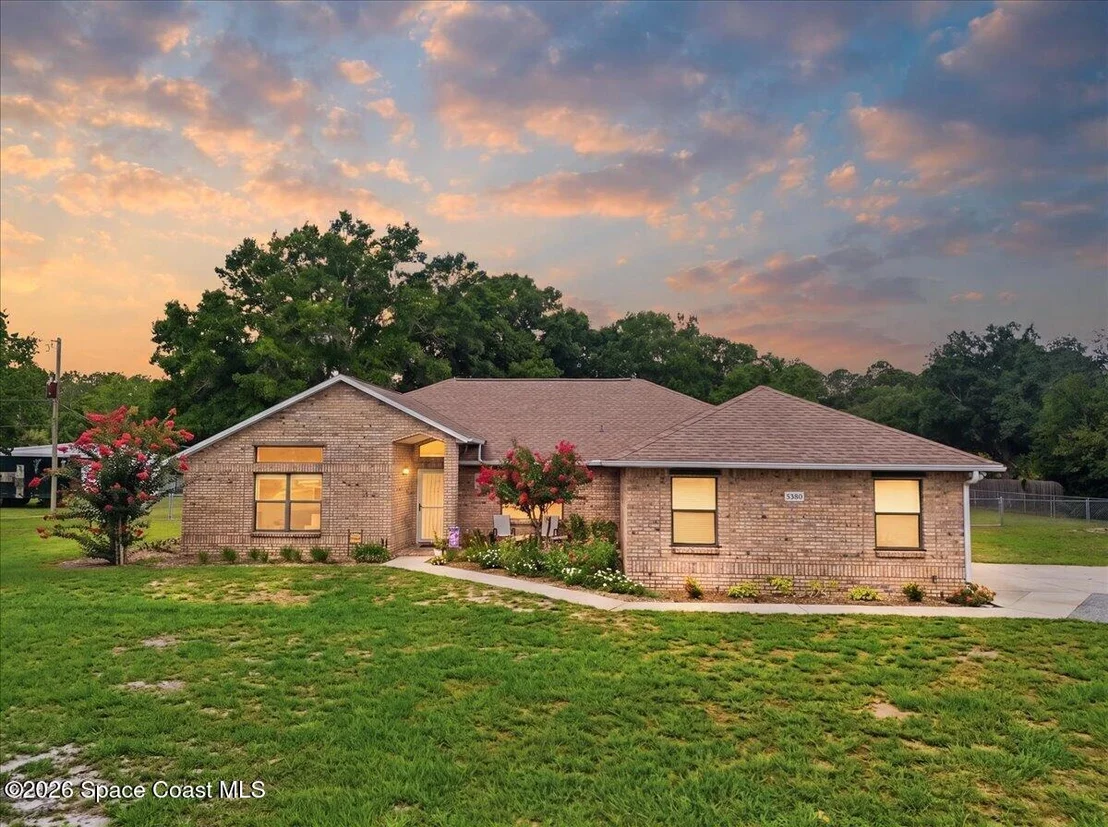 Photo of 5380 Florida Palm Avenue