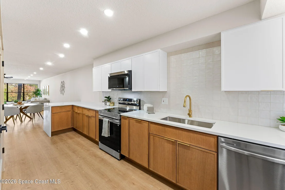 Photo of Unit 1222 at 305 Tangle Run Boulevard