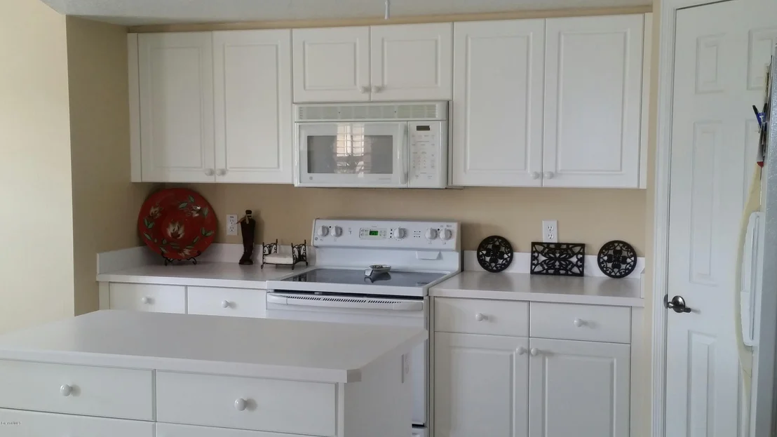 Photo of Unit 306 at 104 Riverside Drive