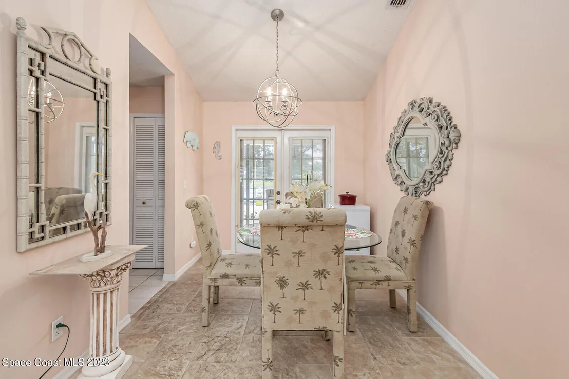 Photo of 3309 Lake View Circle