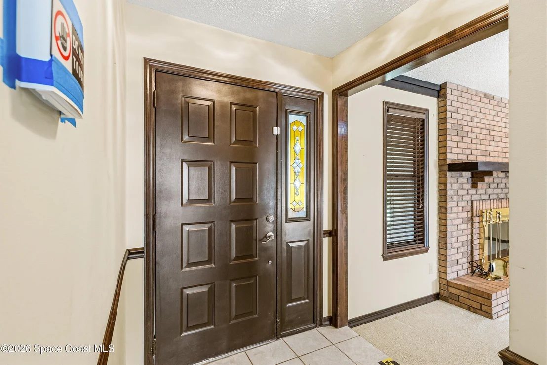 Photo of 460 Neptune Drive NE
