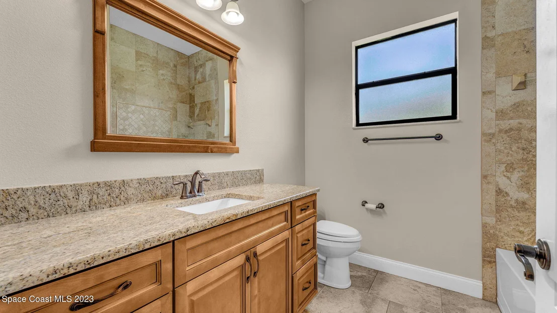 Photo of 2372 Westhorpe Drive