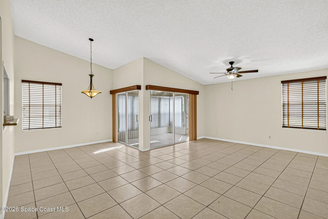 Photo of 718 Pine Island Drive