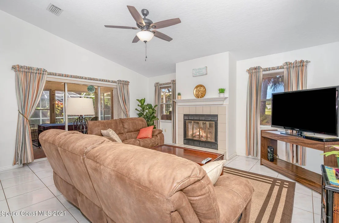 Photo of 1235 Ambra Drive
