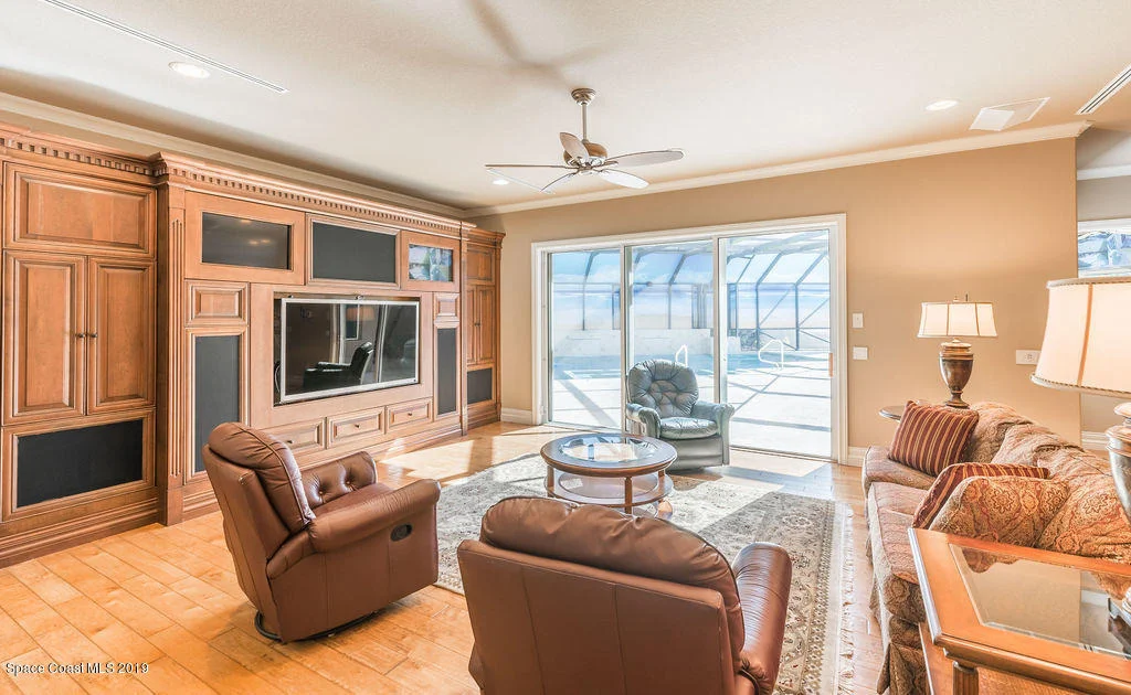 Photo of 2263 Woodfield Circle