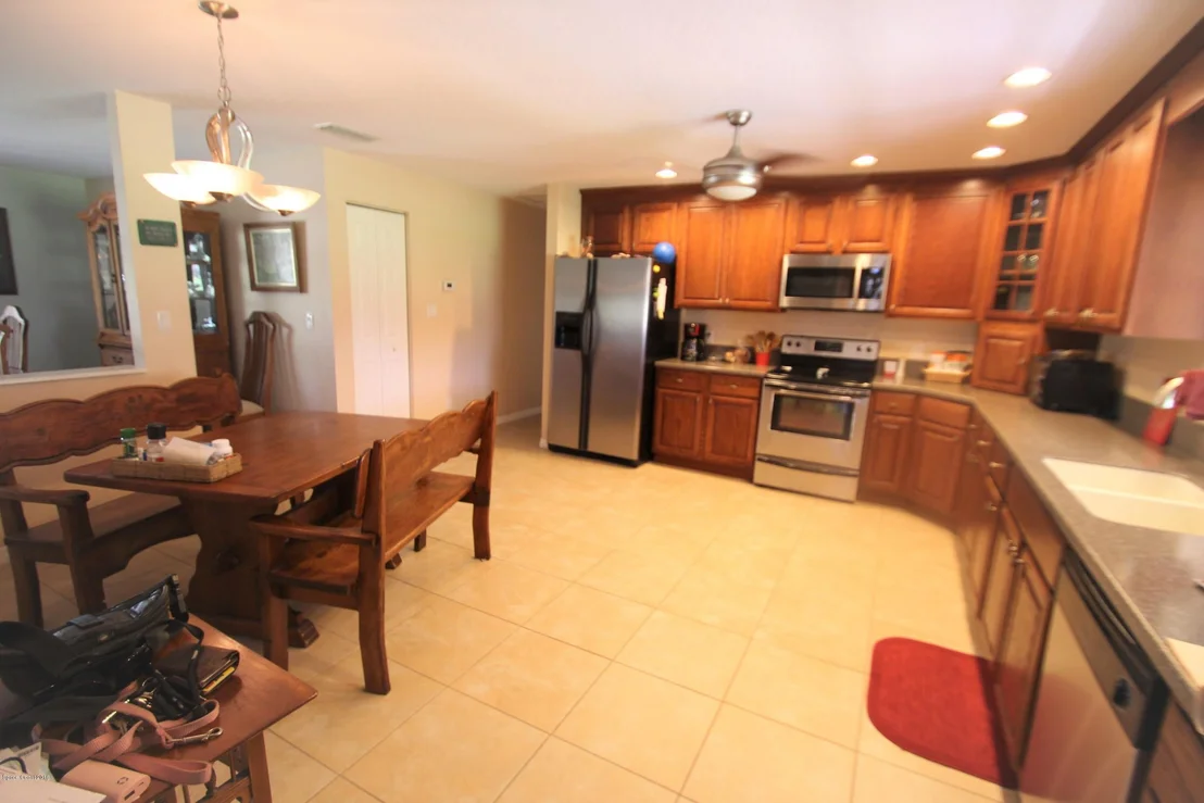 Photo of 2720 Weber Road