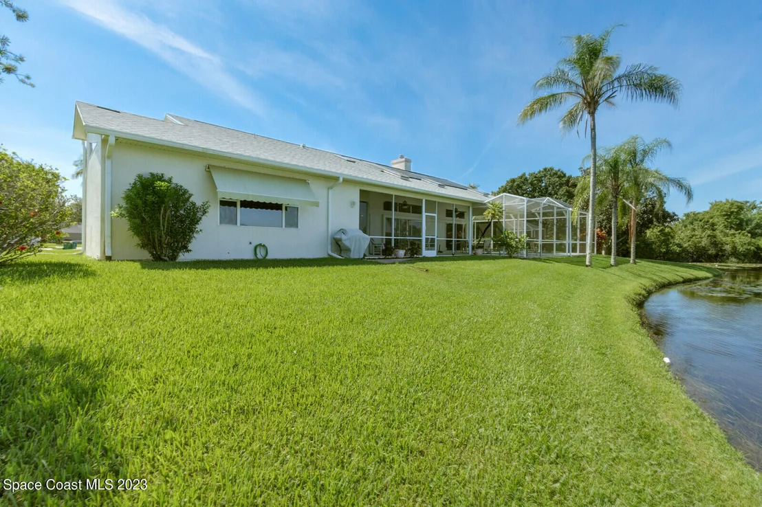 Photo of 986 Somerset Lane