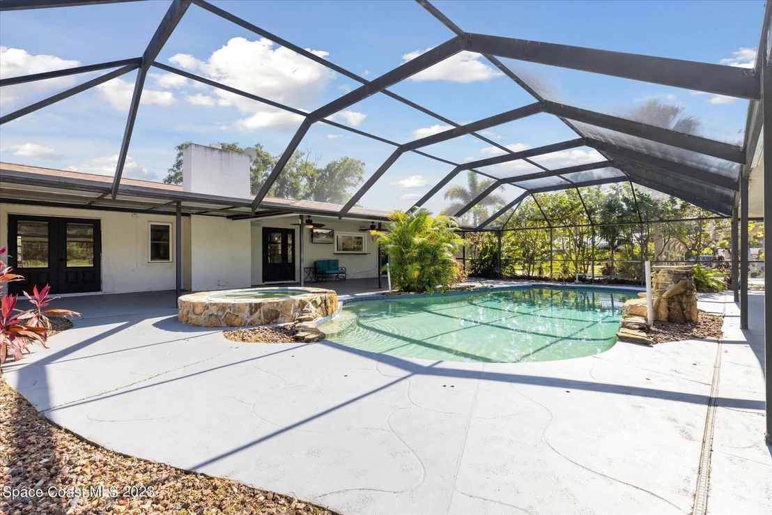 Photo of 4300 Deerwood Trail