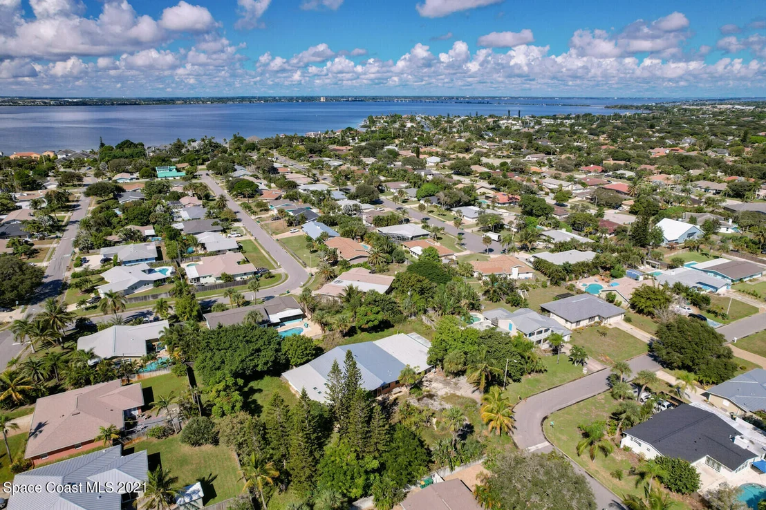 Photo of 2201 Abalone Avenue